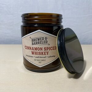 Cinnamon spiced whiskey candle